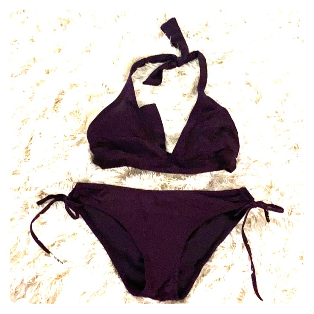 Simple eggplant bikini